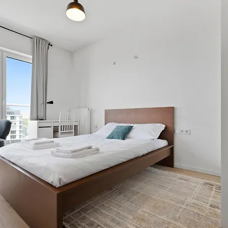 Polnocna White Elegance By Bookinghost Apartment *