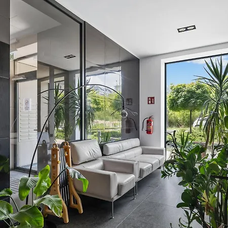 Polnocna White Elegance By Bookinghost Apartment *